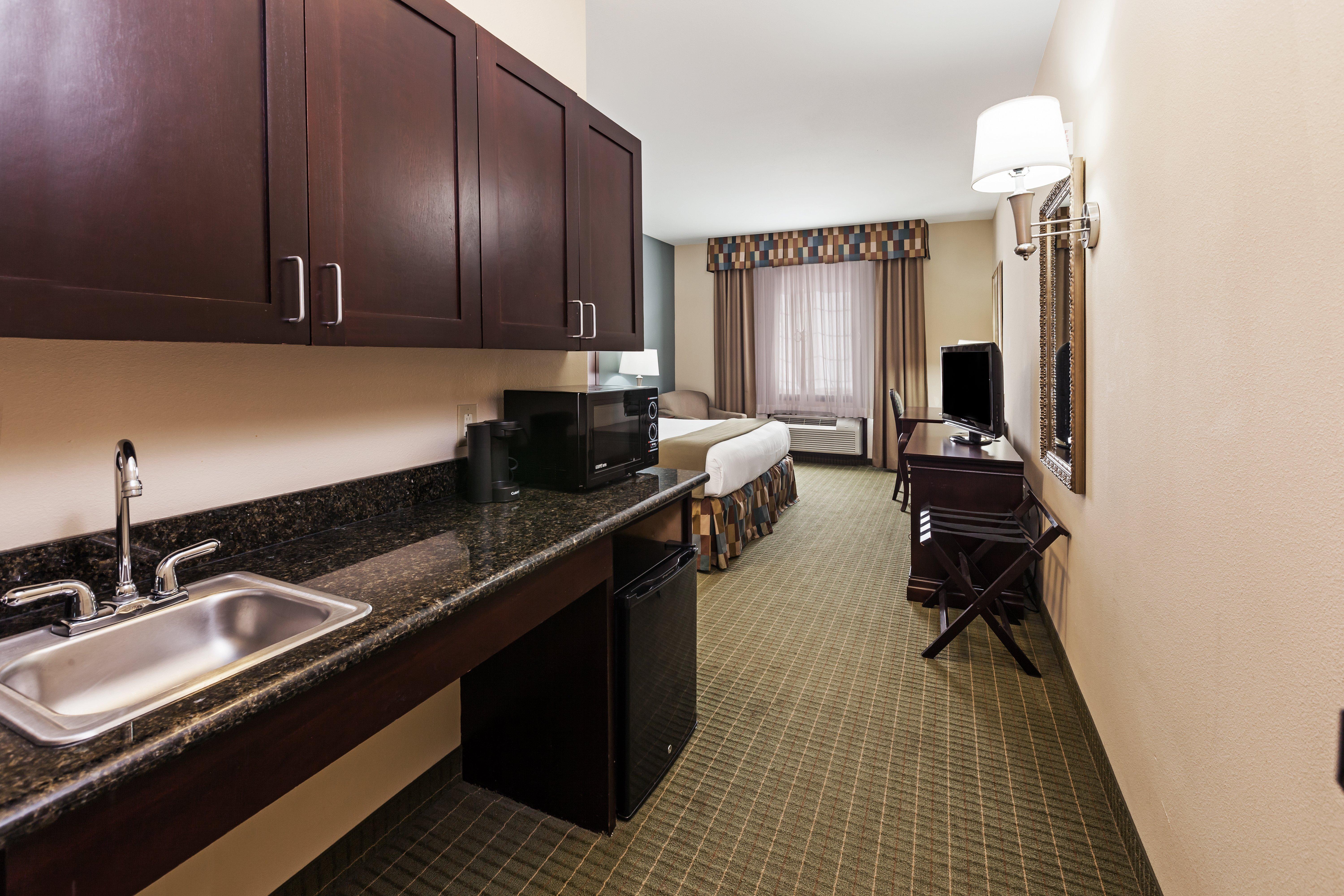 Holiday Inn Express Hotel & Suites Henderson - Traffic Star By Ihg Bagian luar foto