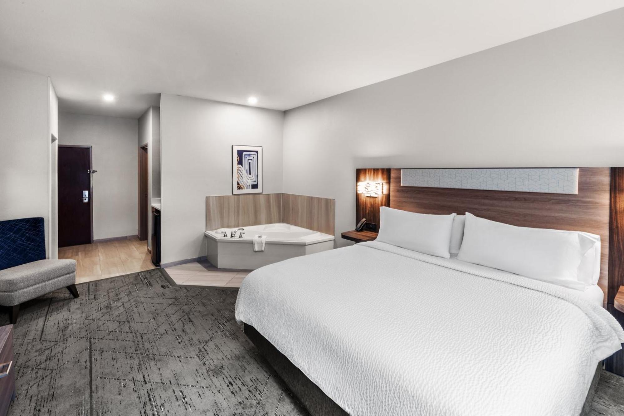 Holiday Inn Express Hotel & Suites Henderson - Traffic Star By Ihg Bagian luar foto