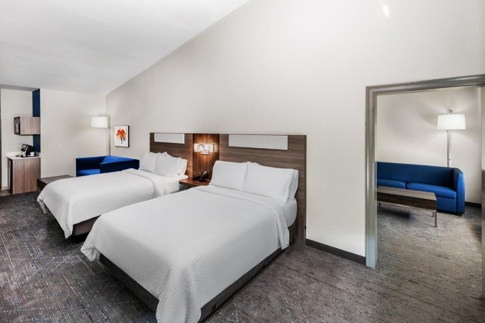 Holiday Inn Express Hotel & Suites Henderson - Traffic Star By Ihg Bagian luar foto