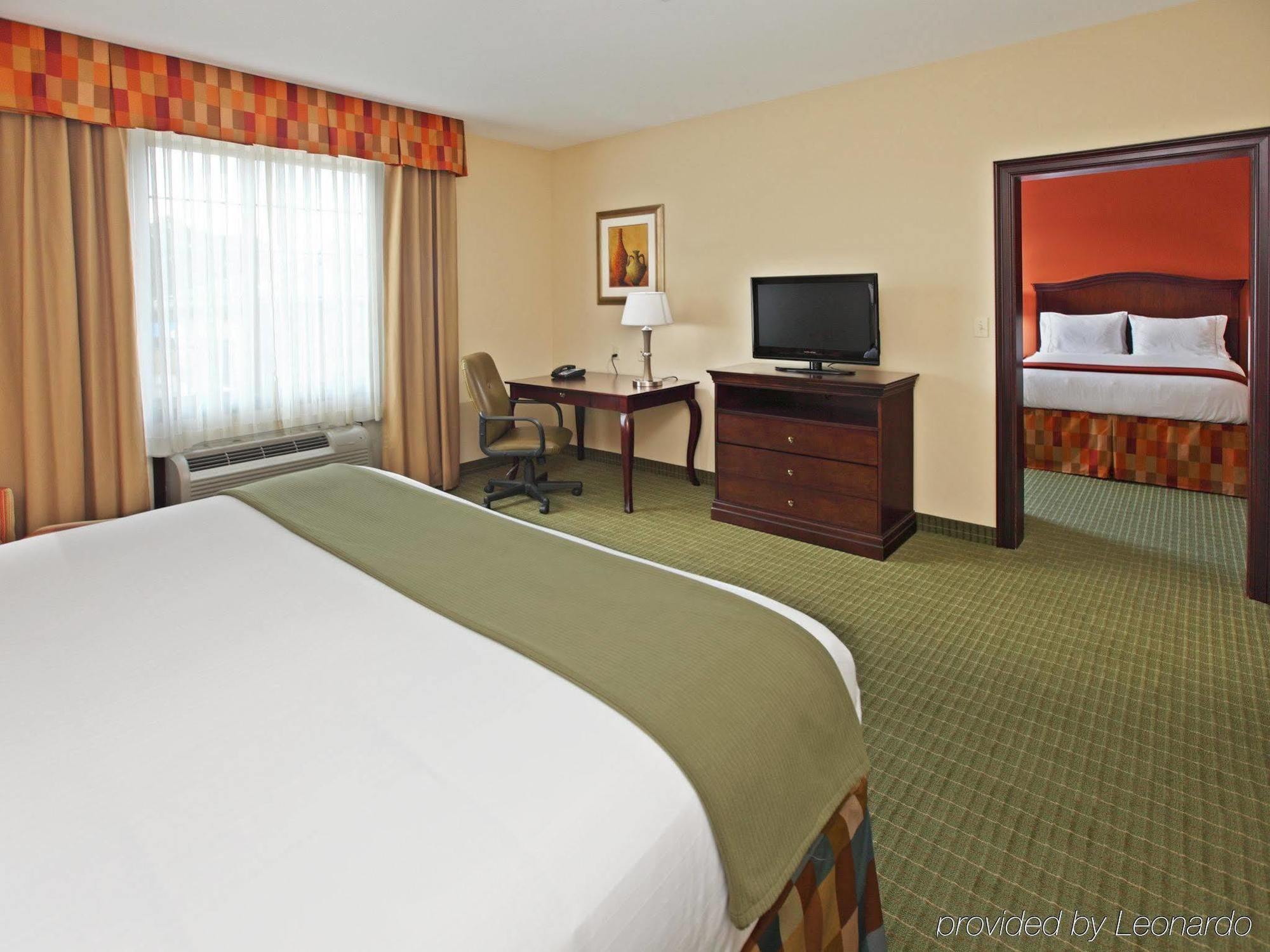Holiday Inn Express Hotel & Suites Henderson - Traffic Star By Ihg Ruang foto